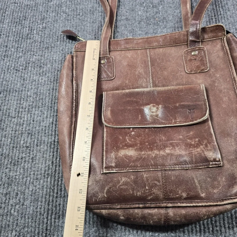 VTG Frye Tote Bag Womens Medium Brown Distressed Leather Zip Closure Coin‎ Purse